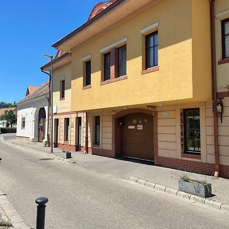 Rakoczihome *